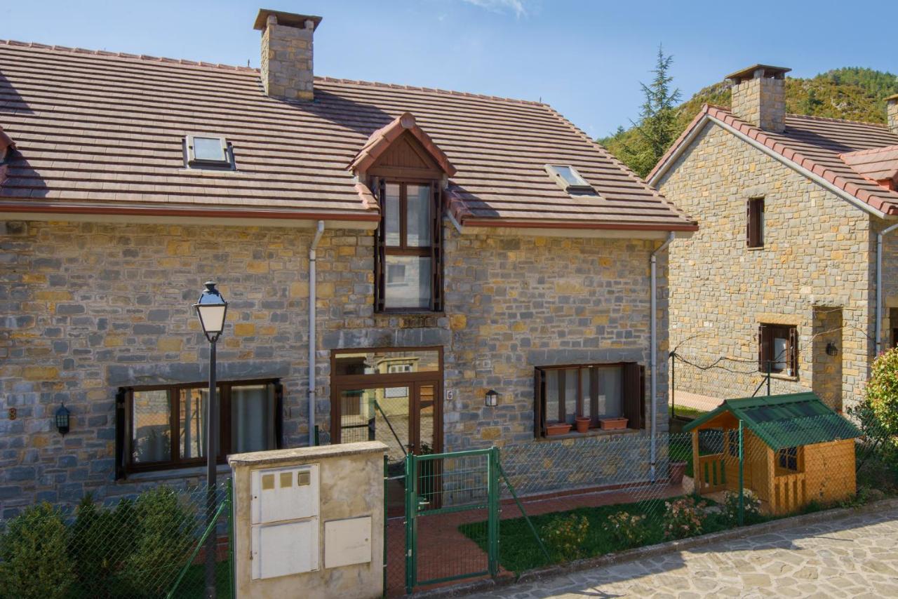 Villa Casa Con Jardin En Hecho Esterno foto