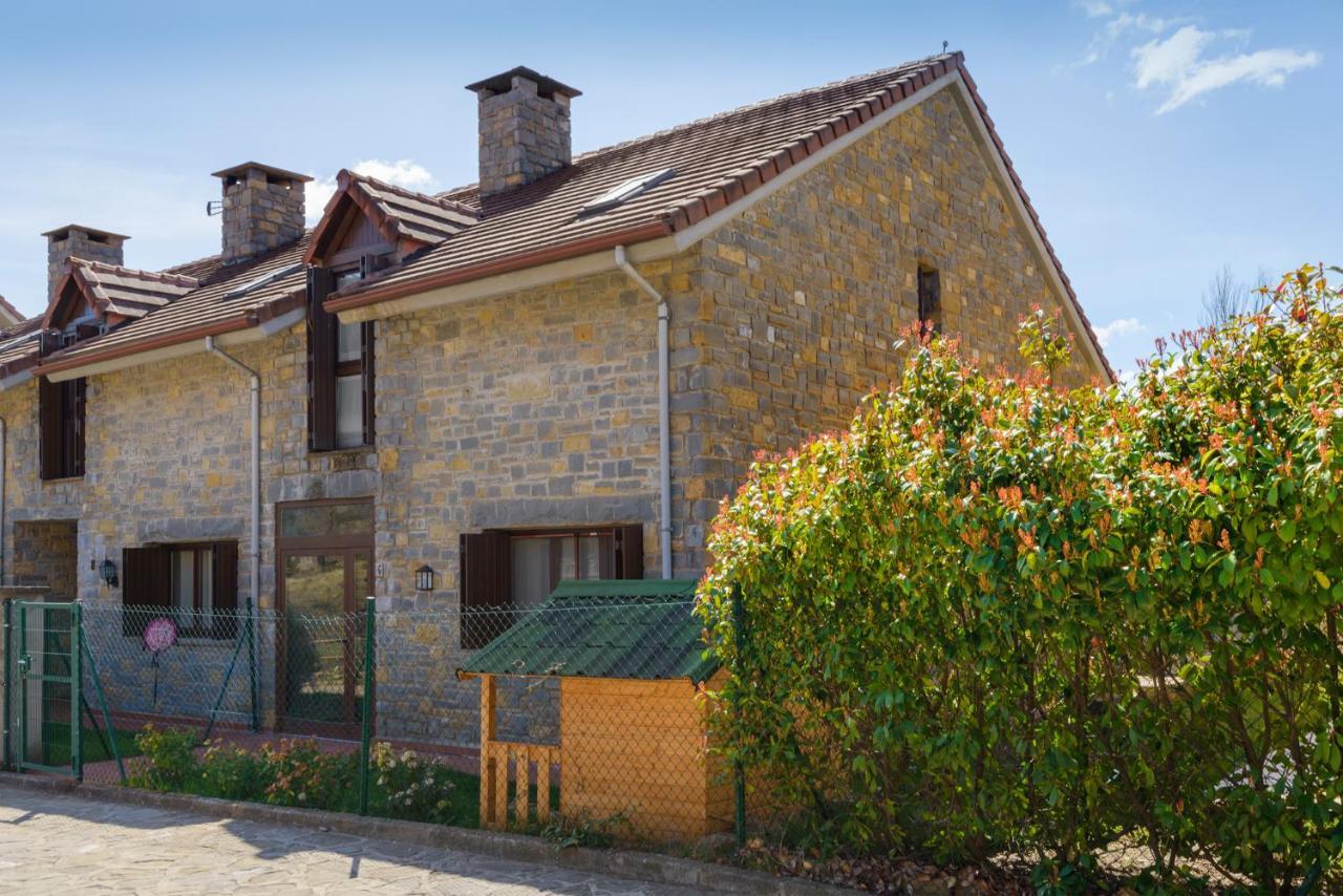 Villa Casa Con Jardin En Hecho Esterno foto